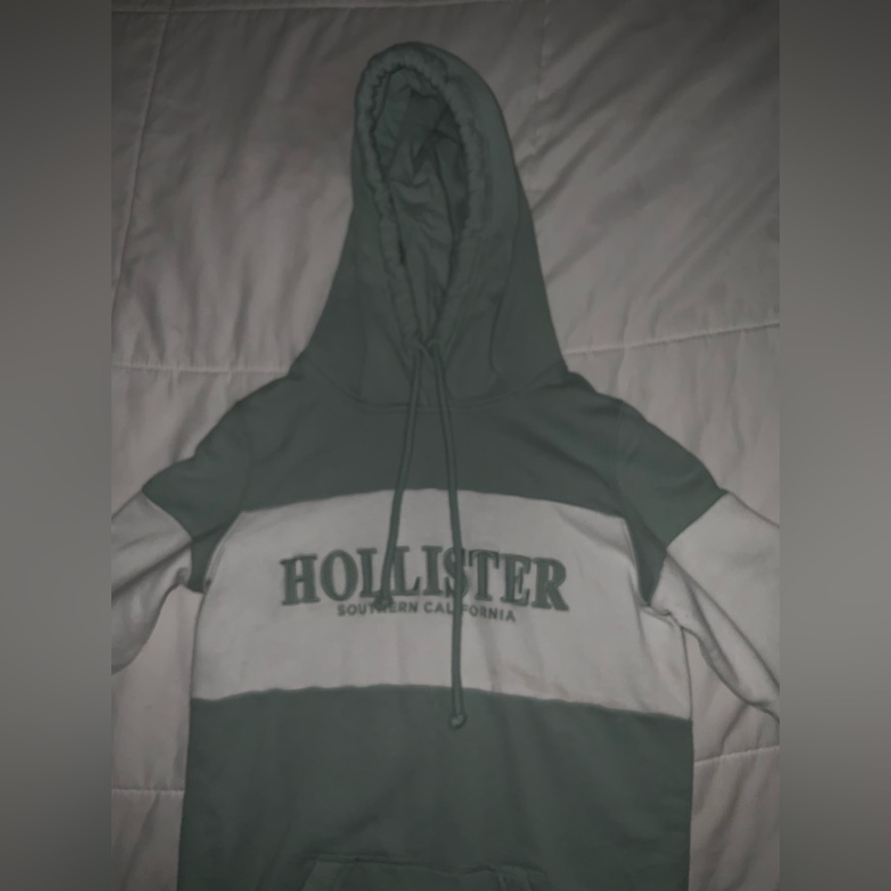 Hollister hoodie